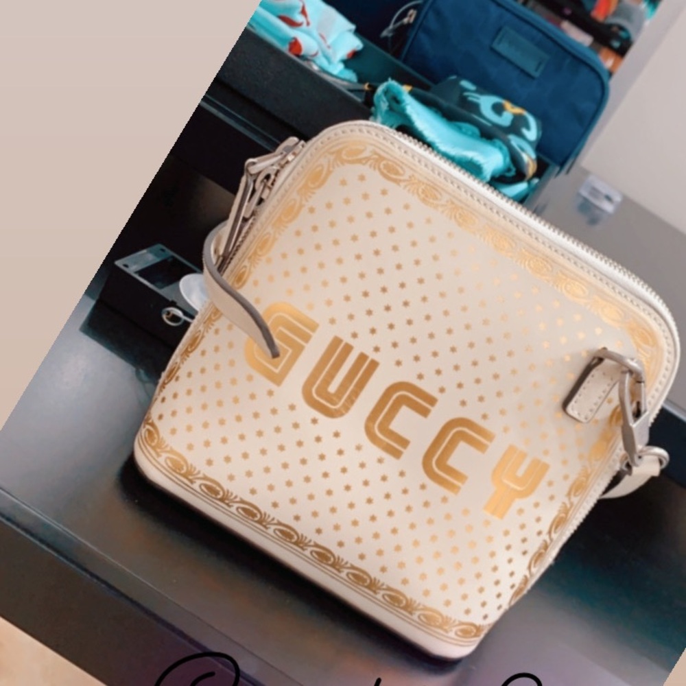 Mini Gucci purse 100 % original